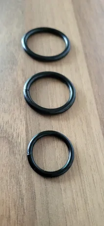 KROUŽEK svařený ČERNÝ LAK - 3 velikosti