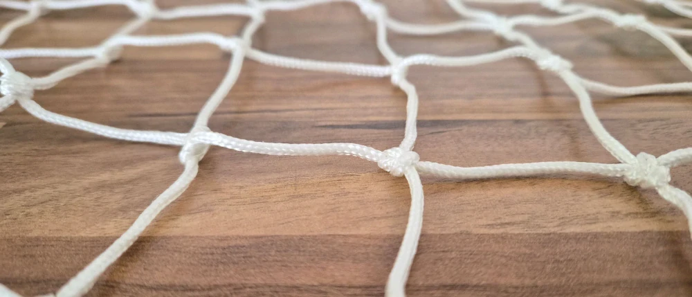 Síť 2 mm - 1,5 x 4,55 m, oka 5x5 cm, bílá