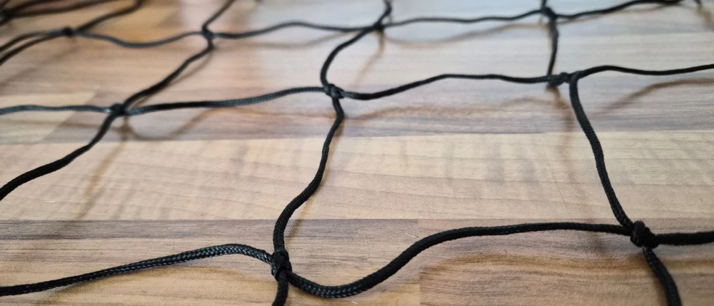 Síť 2 mm - 1,5 x 5 m, oka 10x10 cm, černá