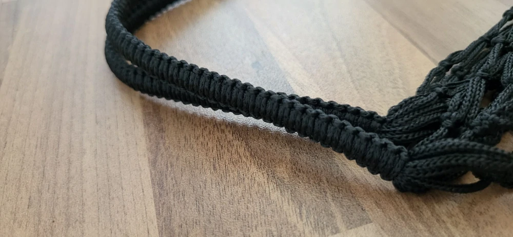 Síťovka | ruční výroba | černá